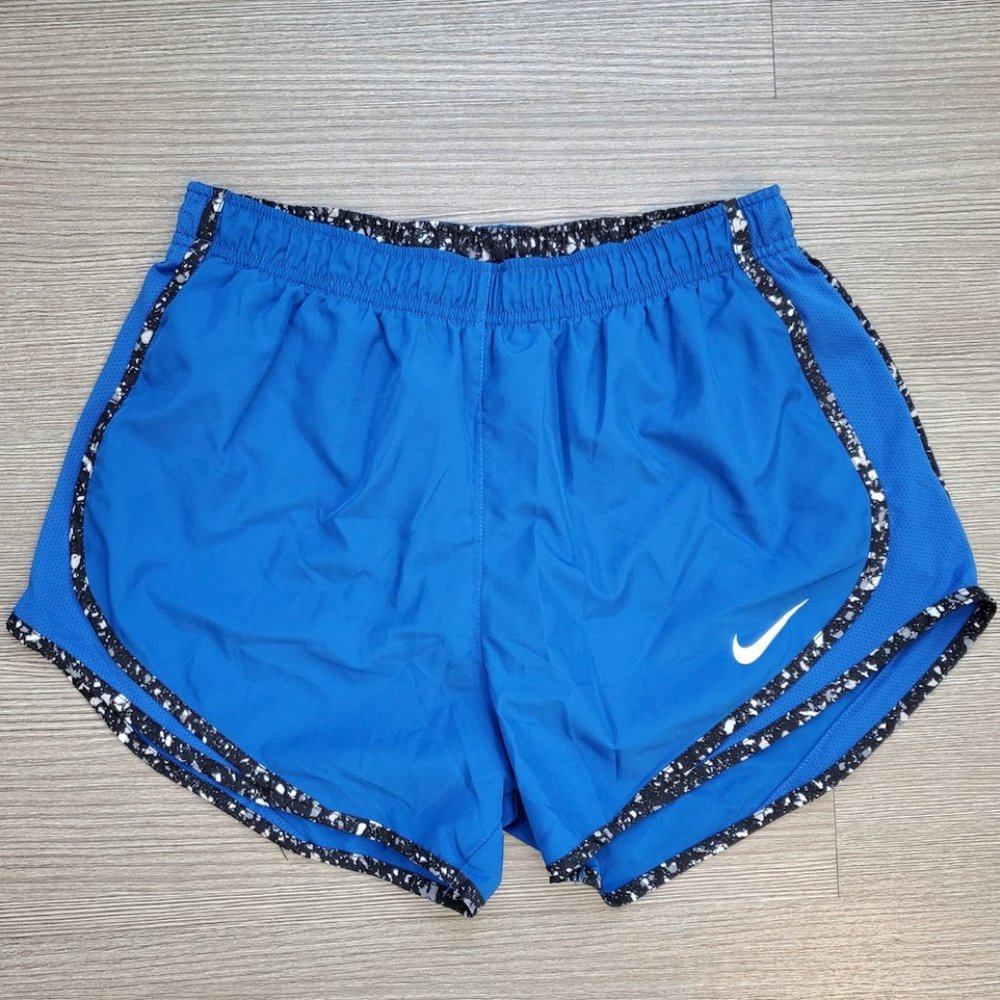 Nike Women's Dry Tempo Short